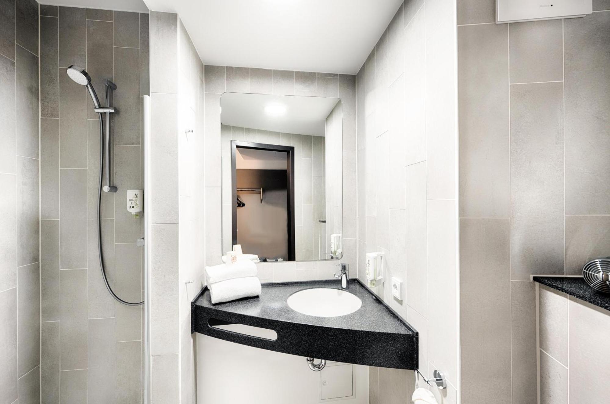 B&B Hotel Dresden City-Sued Ngoại thất bức ảnh